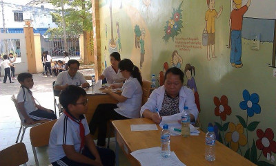 Tiêm vắc xin phòng bệnh Sởi & Rubela
