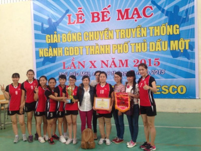 Giải bóng chuyền Công đoàn ngành GD tổ chức