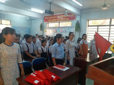 Lễ Kết nạp Đội