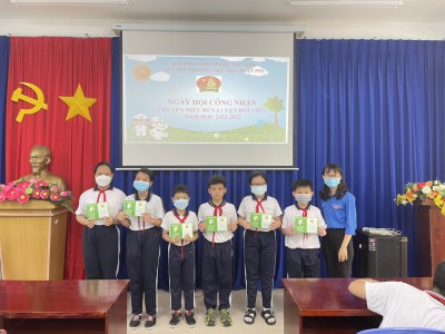 Tổ chức ngày hội công nhận chuyên hiệu Rèn luyện Đội viên năm học 2021 - 2022.