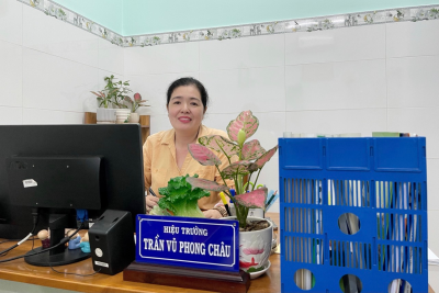 TUYÊN DƯƠNG CÔNG TÁC “ĐỔI MỚI SÁNG TẠO TRONG QUẢN LÝ, GIẢNG DẠY VÀ HỌC TẬP”