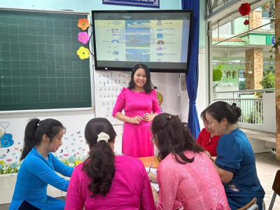 Sinh hoạt chuyên môn khối lớp 1