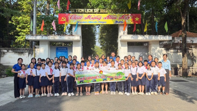 HÀNH TRÌNH VỀ ĐỊA CHỈ ĐỎ – GIÁO DỤC TRUYỀN THỐNG CHO HỌC SINH